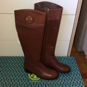 Tory Burch brown boots size 6